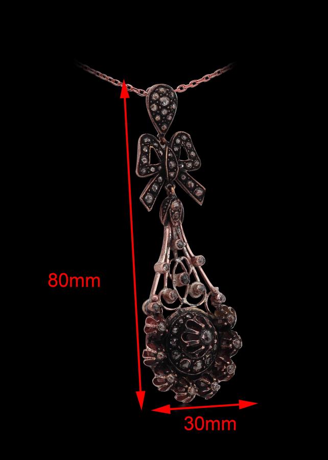 Bijoux en ligne Pendentif Diamants Rose ''Chichkhane'' 52069
